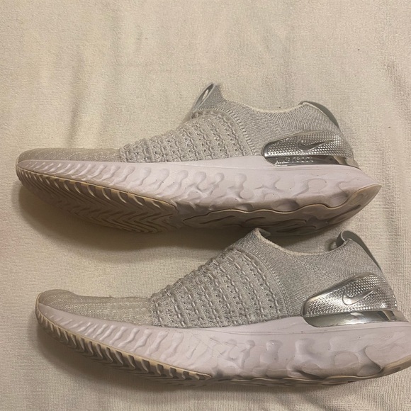 NIKE REACT TENNIS SHOES - Picture 2 of 7